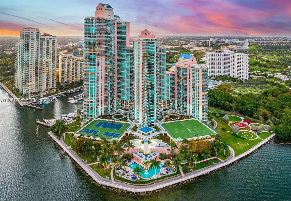 3370 NE 190TH ST #706 Aventura, FL 33180