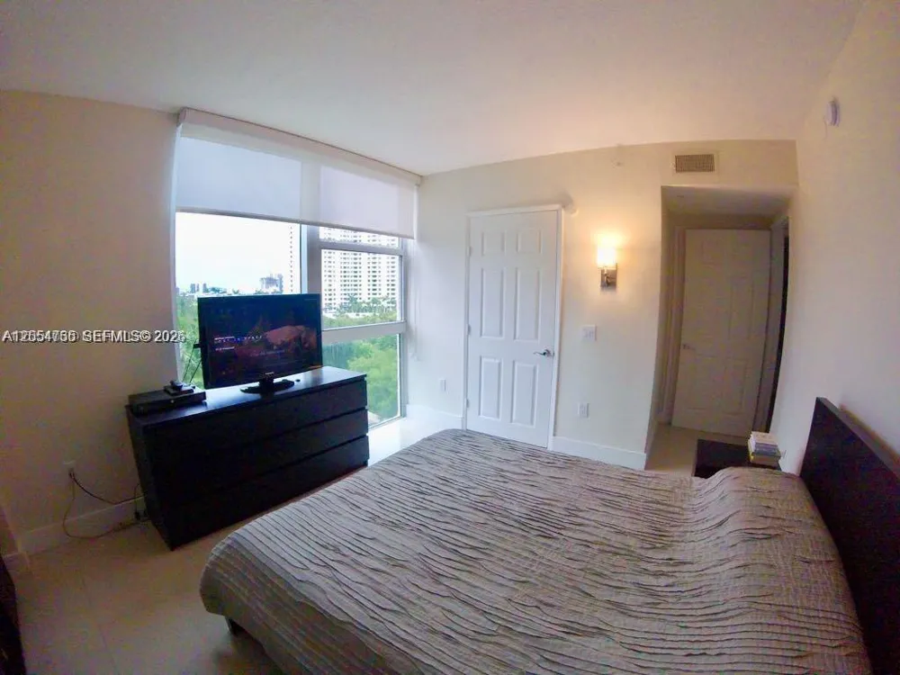 3370 NE 190TH ST #706 Aventura, FL 33180