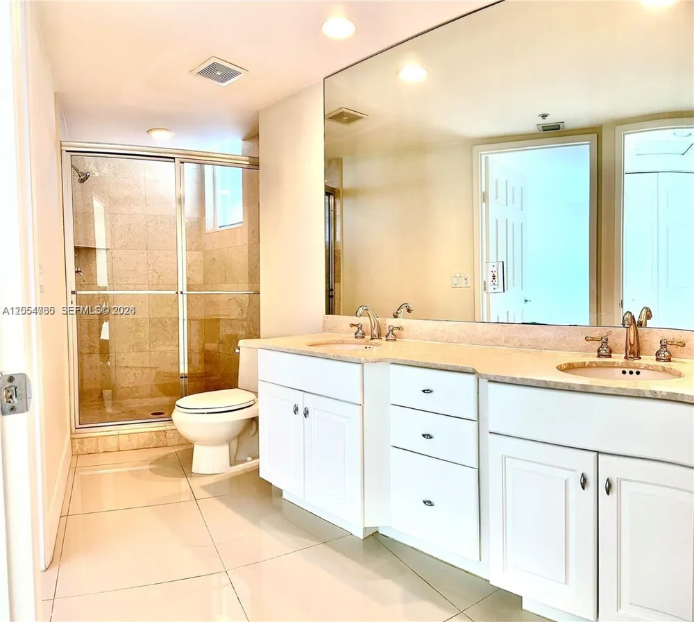3370 NE 190TH ST #706 Aventura, FL 33180