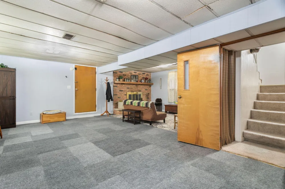 1619 E Bertrand Road Niles Township, MI 49120