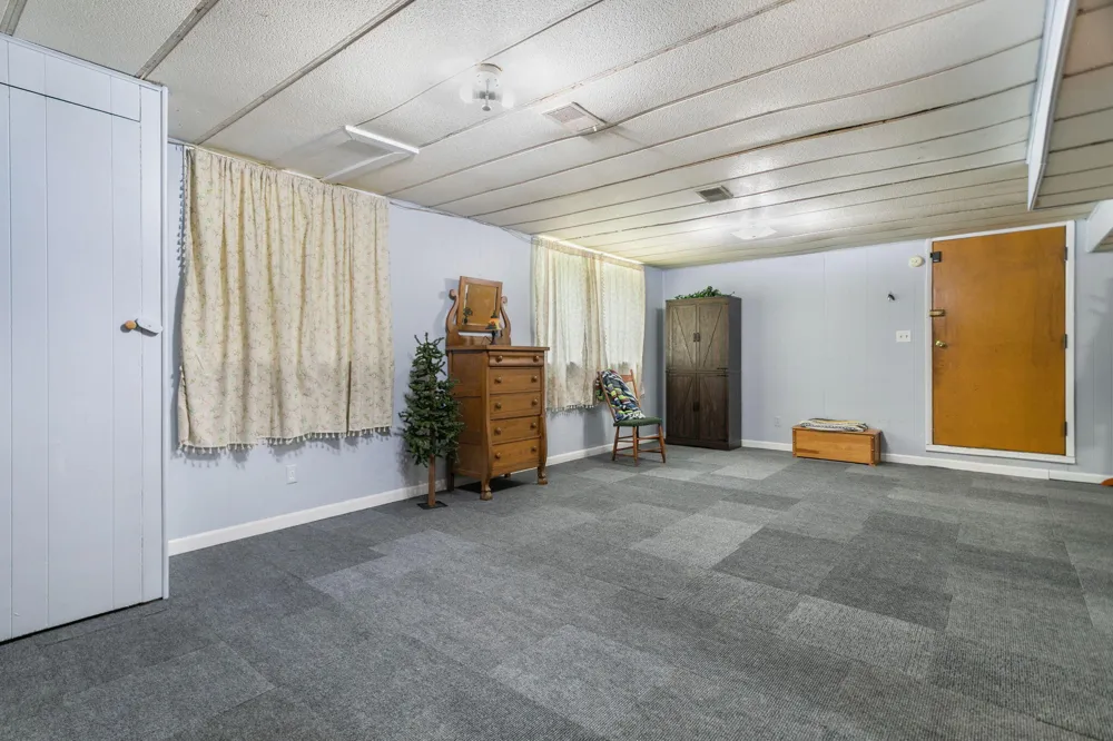 1619 E Bertrand Road Niles Township, MI 49120