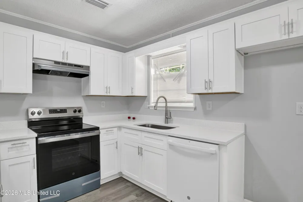 5921 Camp Halls Mill Road Mobile, AL 36619