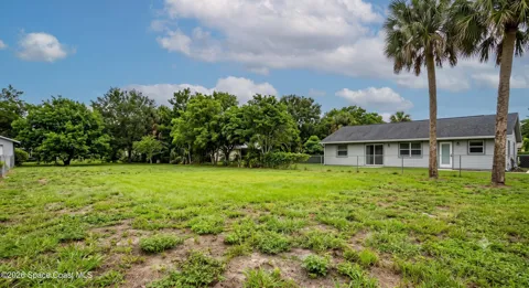 1407 Indian River Avenue