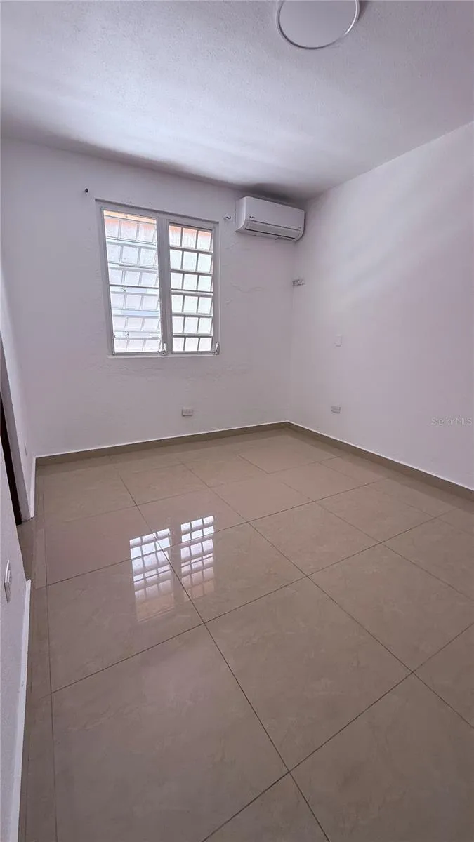 413 EDIFICIO GAITHER PLAZA APT. 3A San Juan, PR 00912