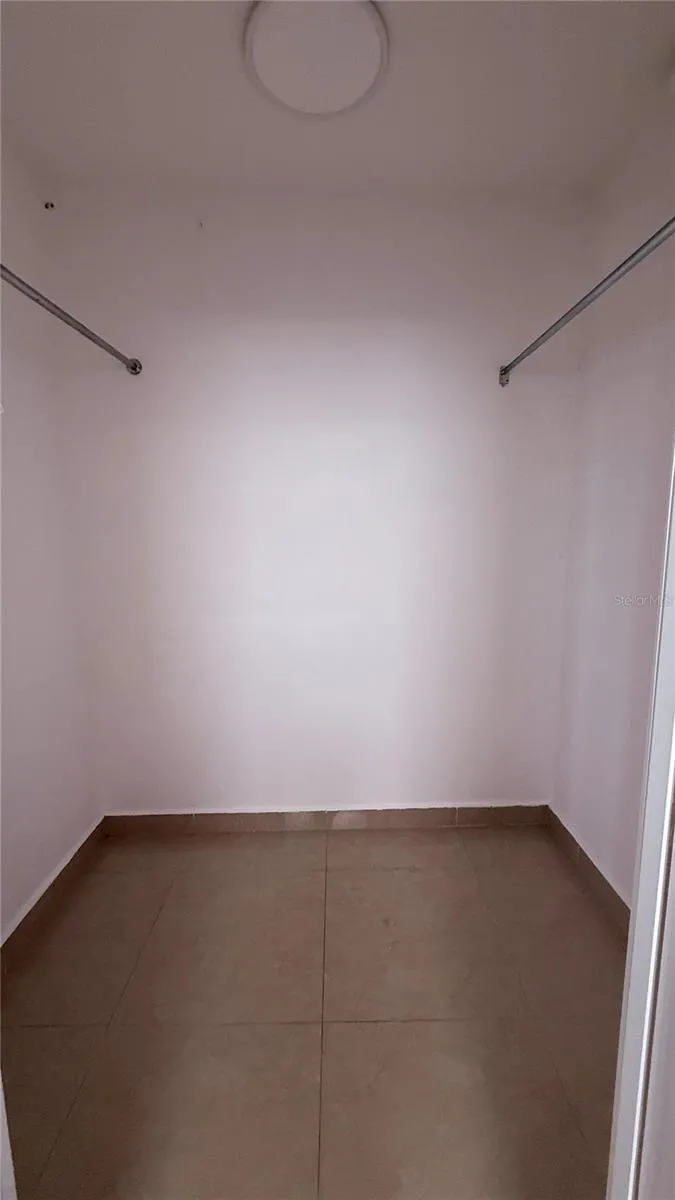 413 EDIFICIO GAITHER PLAZA APT. 3A San Juan, PR 00912