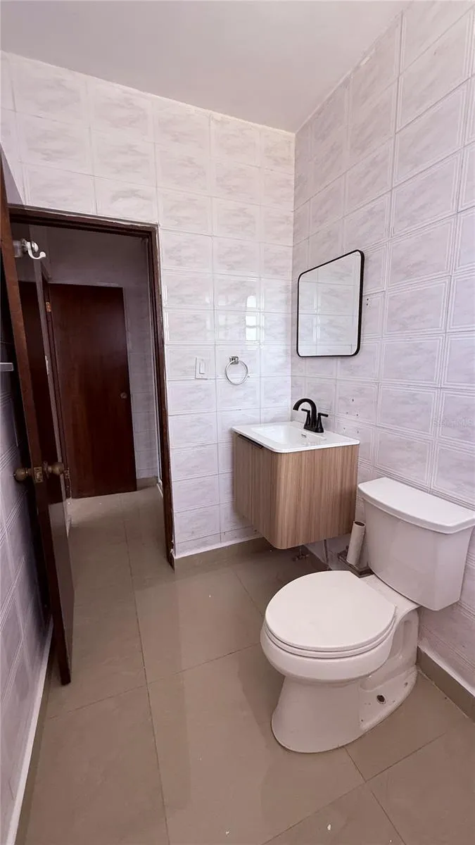 413 EDIFICIO GAITHER PLAZA APT. 3A San Juan, PR 00912