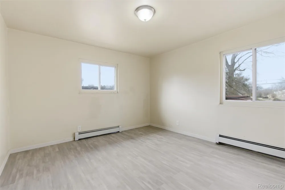 6011 Washington Street Romulus City, MI 48174
