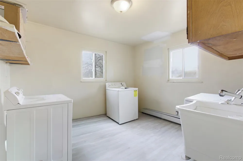 6011 Washington Street Romulus City, MI 48174