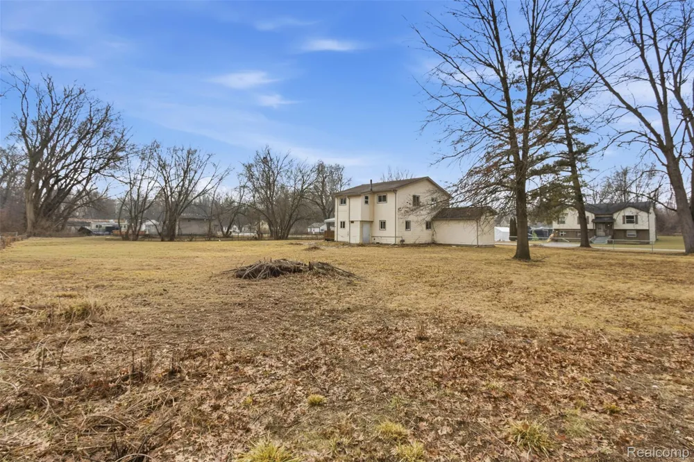 6011 Washington Street Romulus City, MI 48174