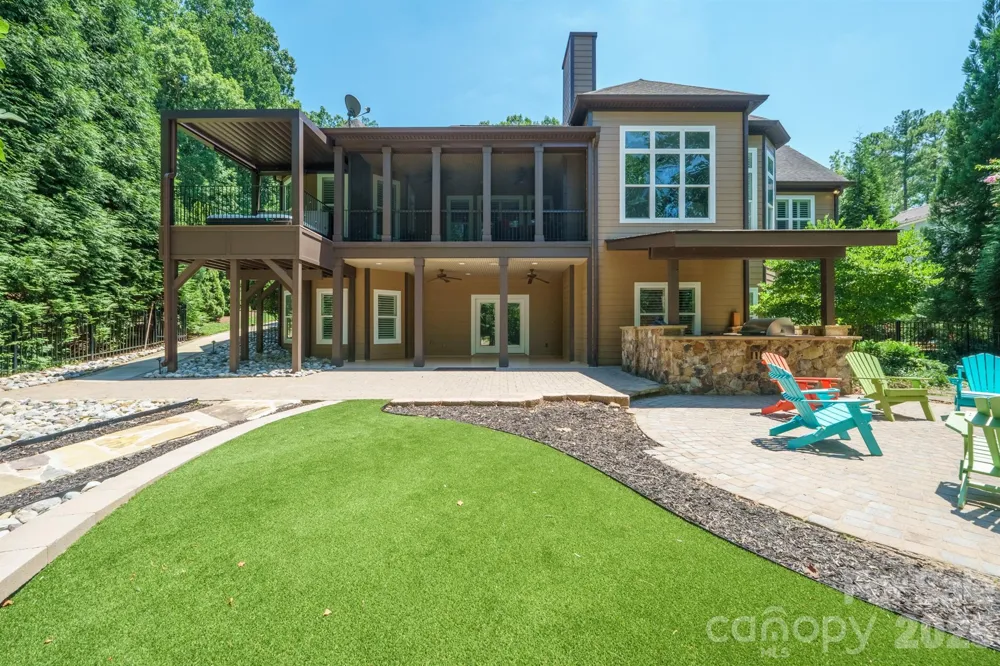 4412 Lake Forest Road Denver, NC 28037