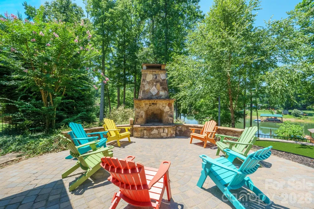 4412 Lake Forest Road Denver, NC 28037
