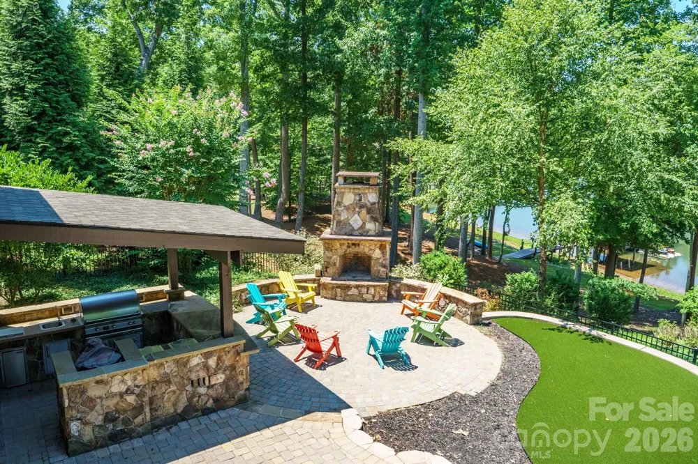 4412 Lake Forest Road Denver, NC 28037