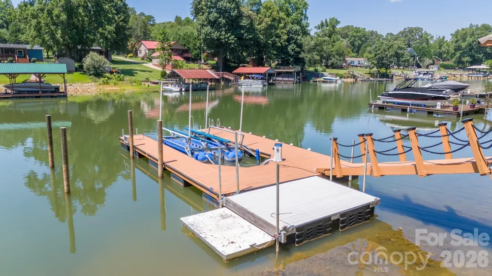 4412 Lake Forest Road Denver, NC 28037