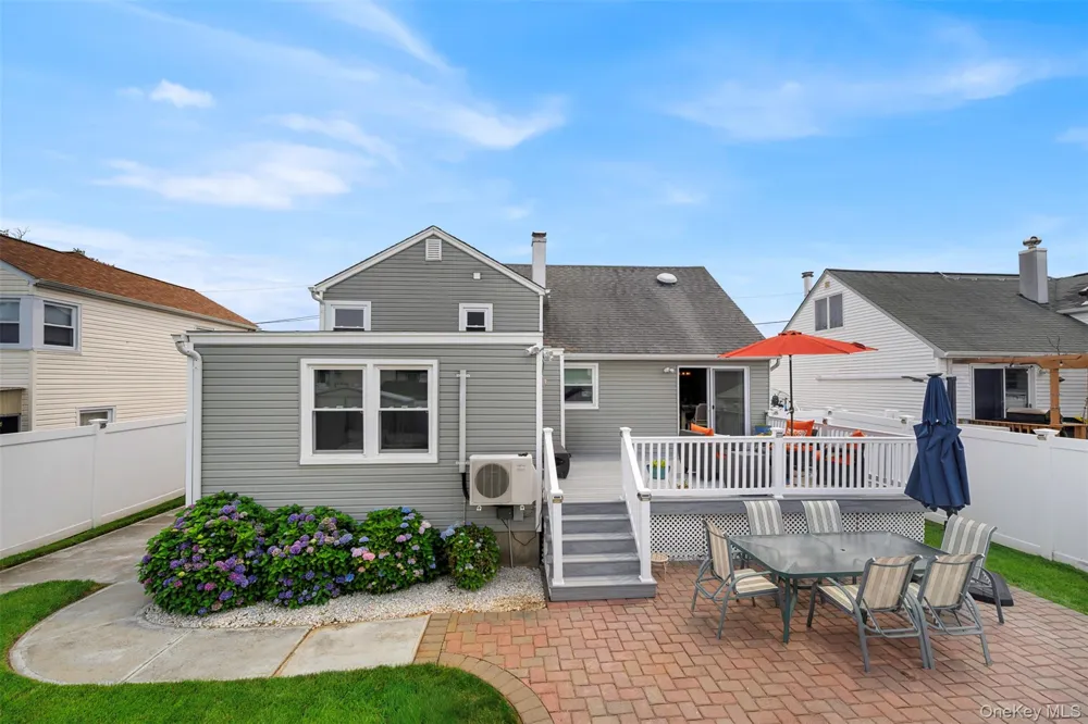 40 Martha Street Freeport, NY 11520