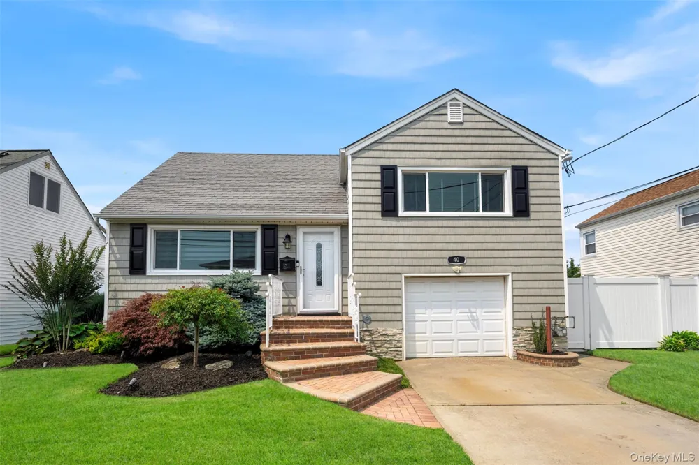 40 Martha Street Freeport, NY 11520