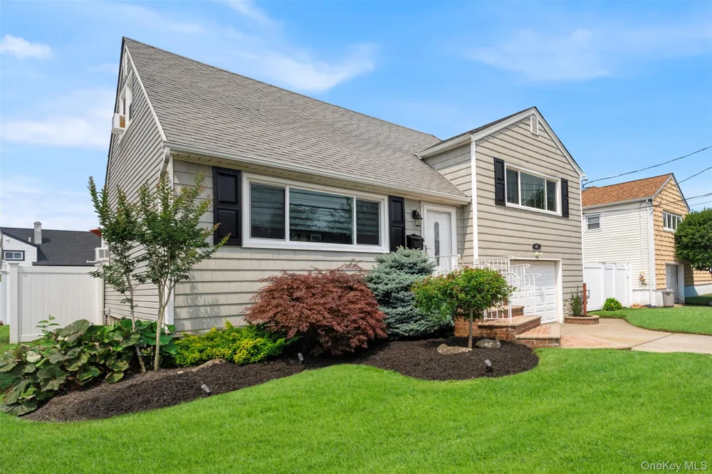 40 Martha Street Freeport, NY 11520