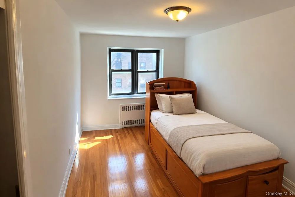 118-60 Metropolitan Avenue #C3 Kew Gardens, NY 11415