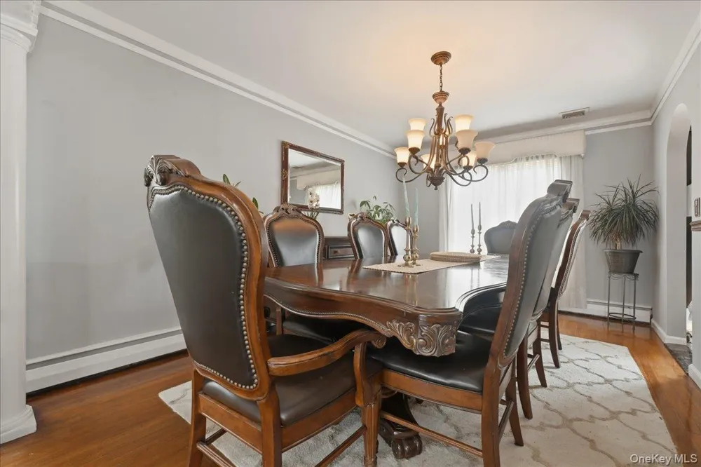844 Park Lane North Woodmere, NY 11581