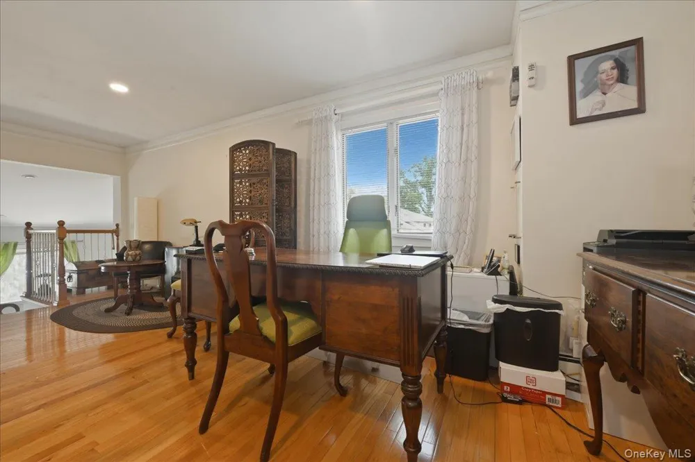 844 Park Lane North Woodmere, NY 11581