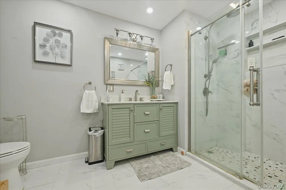 844 Park Lane North Woodmere, NY 11581