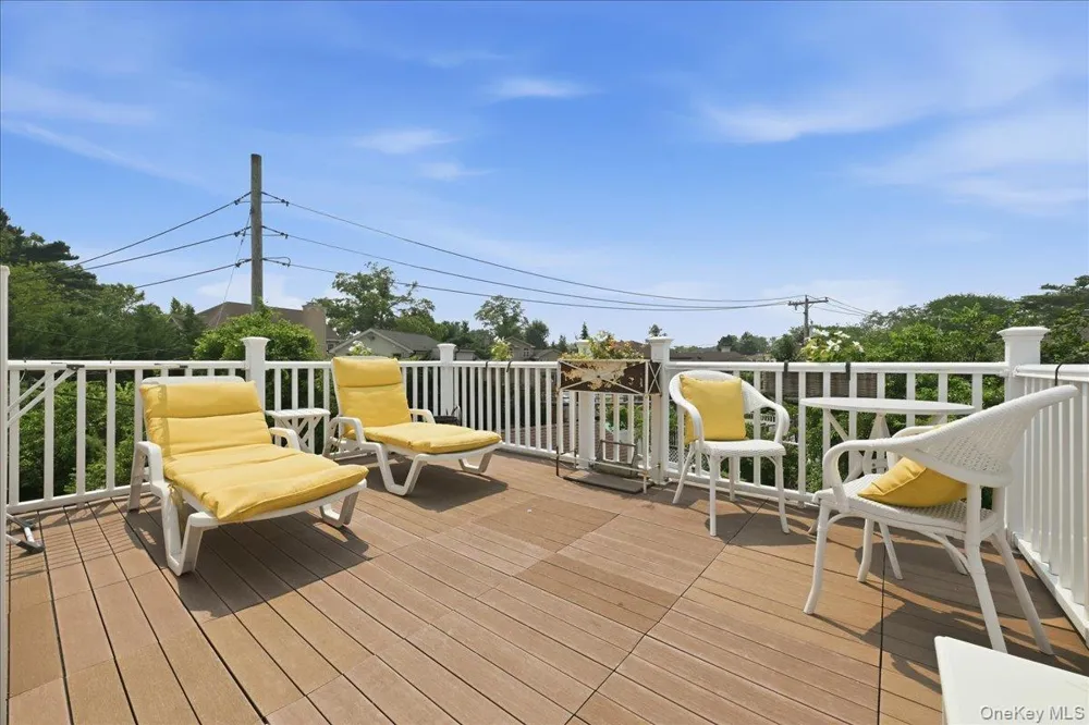 844 Park Lane North Woodmere, NY 11581