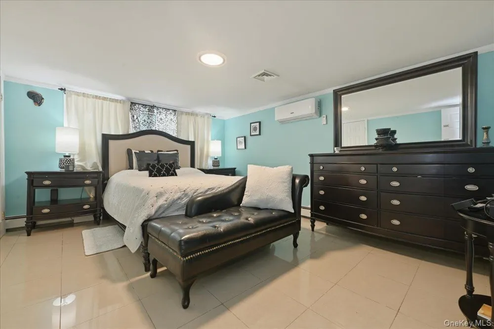 844 Park Lane North Woodmere, NY 11581