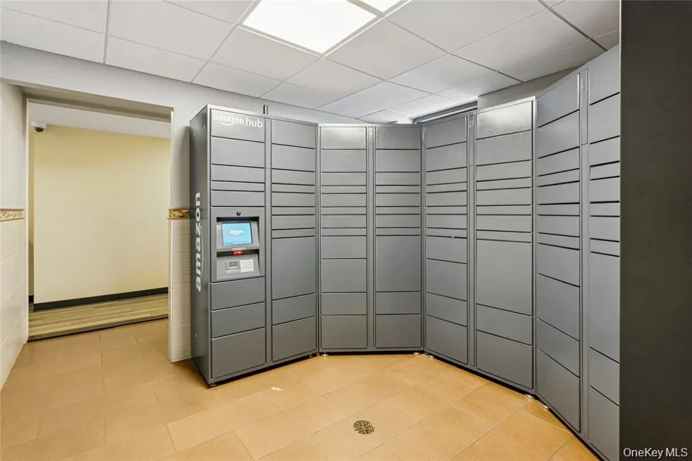 100 W Broadway #1E Long Beach, NY 11561