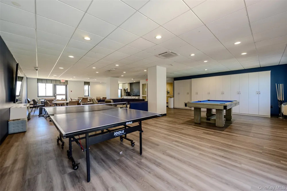 100 W Broadway #1E Long Beach, NY 11561