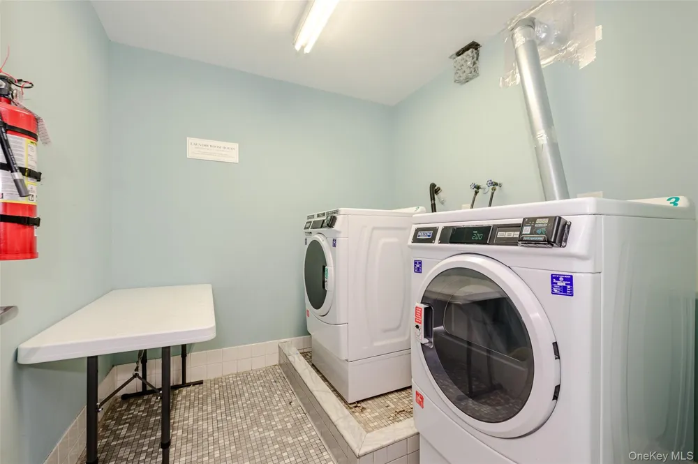 100 W Broadway #1E Long Beach, NY 11561