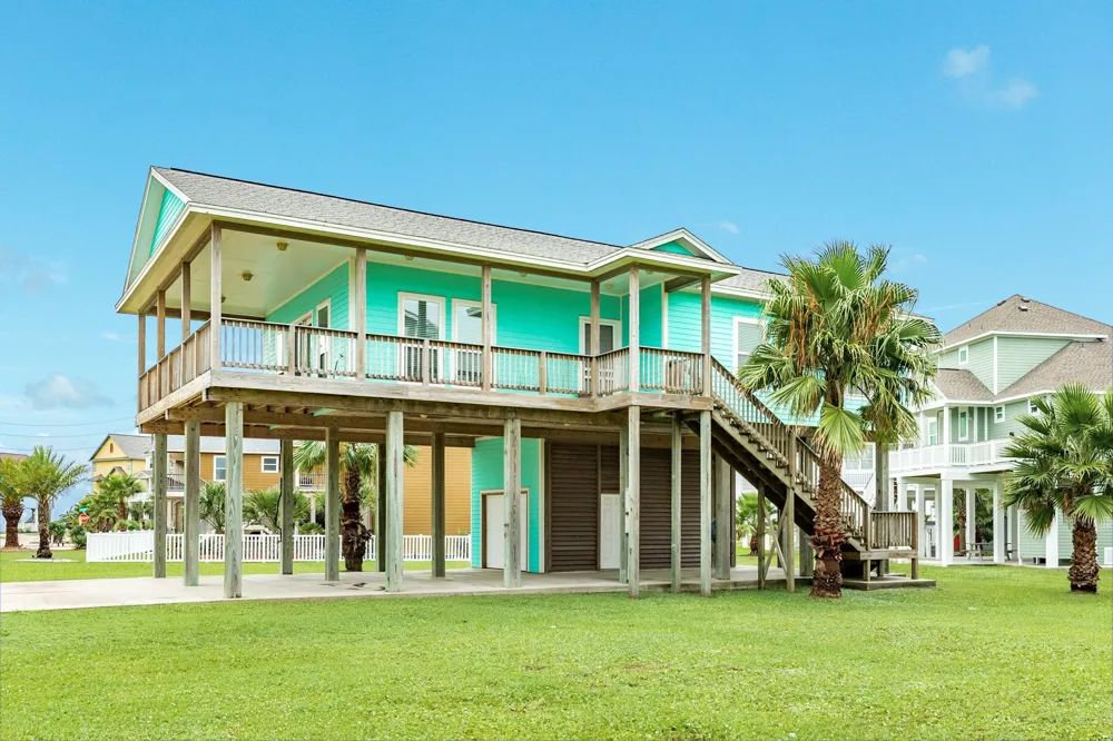 25126 Sausalito Drive Galveston, TX 77554