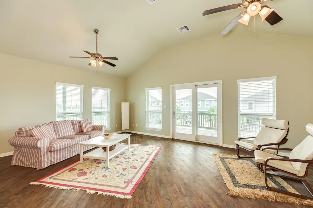 25126 Sausalito Drive Galveston, TX 77554