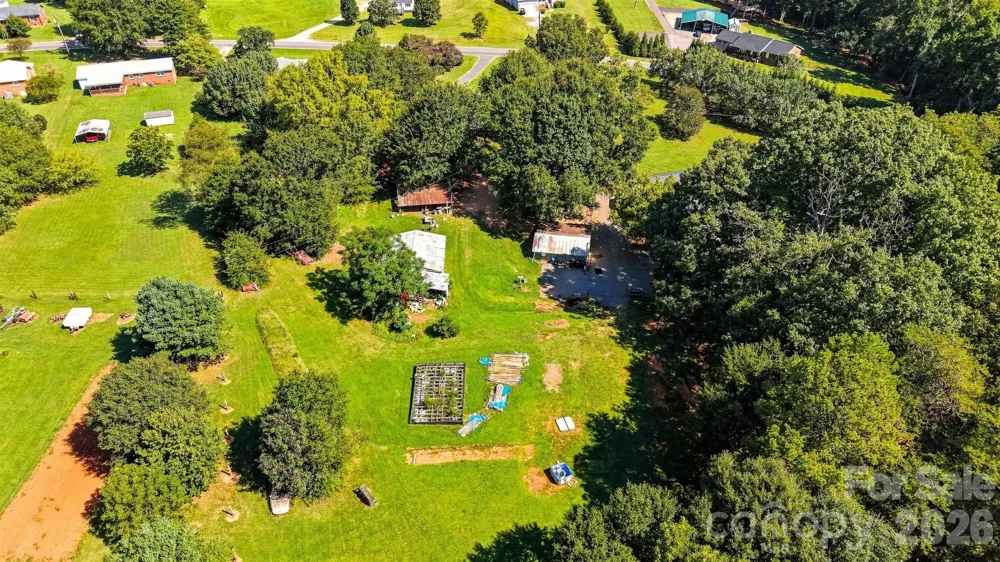 1261 Davis Road Lincolnton, NC 28092