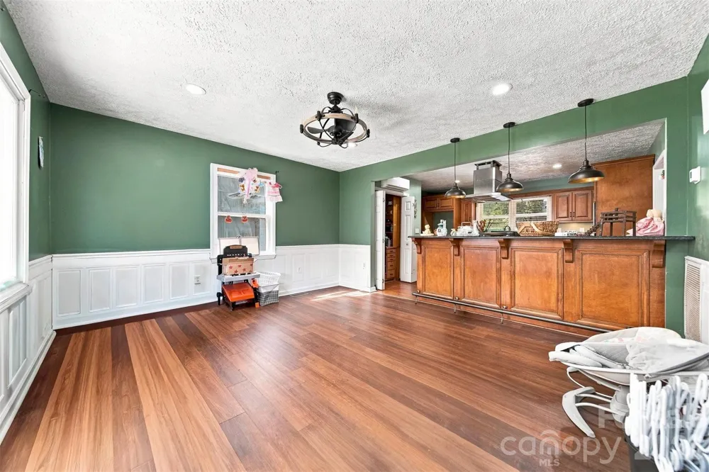 1261 Davis Road Lincolnton, NC 28092
