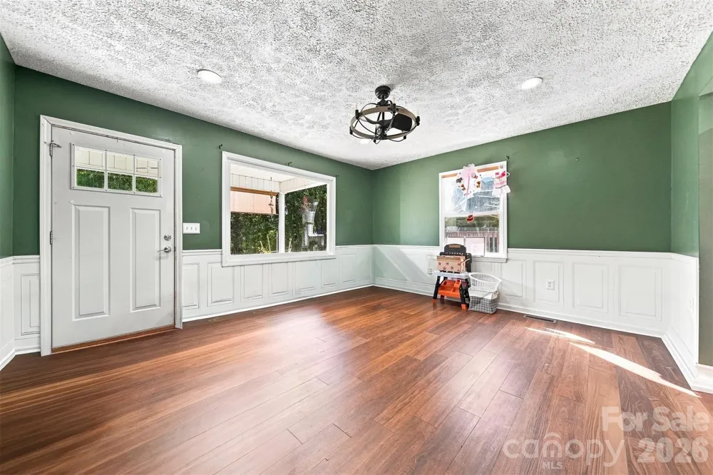 1261 Davis Road Lincolnton, NC 28092