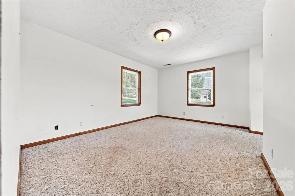 1261 Davis Road Lincolnton, NC 28092