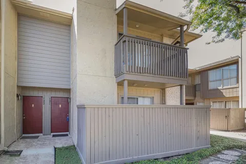1900 Bay Area Boulevard #121