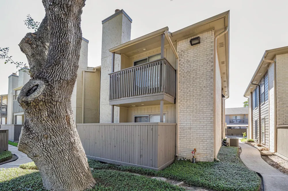 1900 Bay Area Boulevard #121 Houston, TX 77058