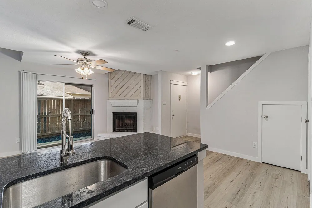 1900 Bay Area Boulevard #121 Houston, TX 77058