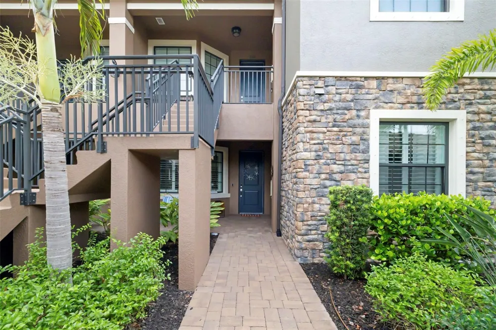 13828 MESSINA LOOP #102 Bradenton, FL 34211