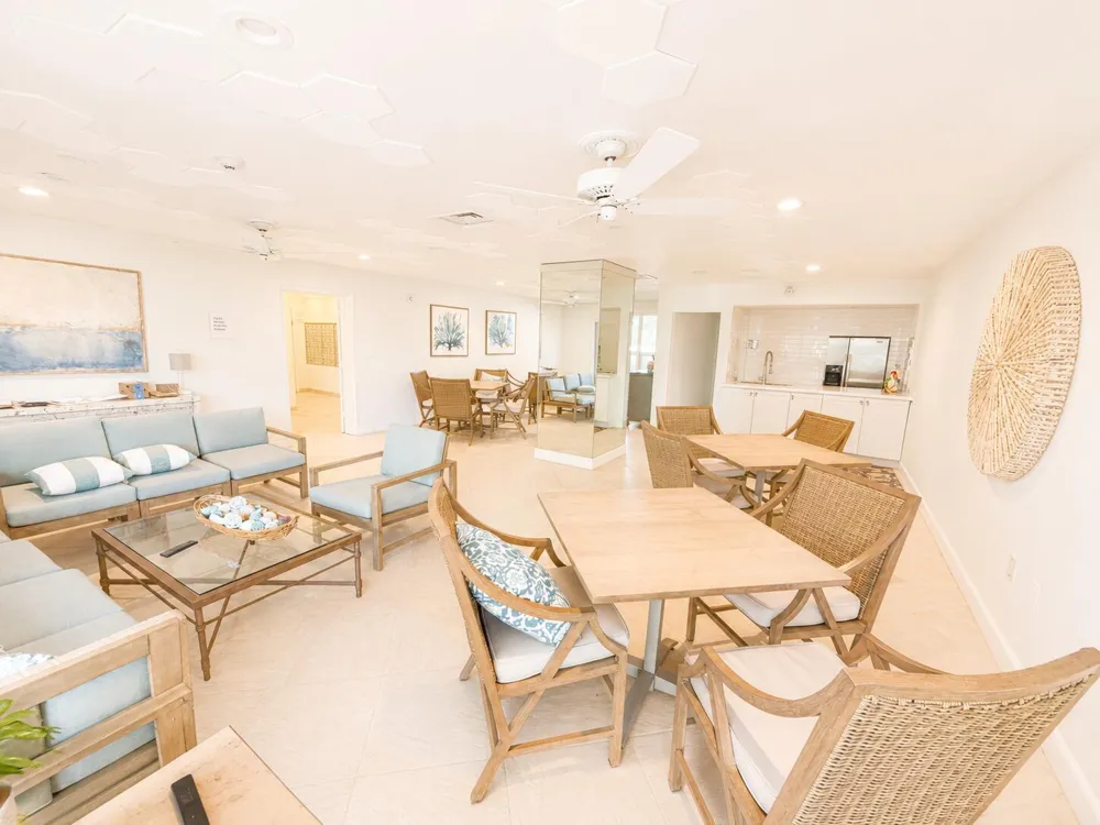 1069 HILLSBORO MILE #603 Hillsboro Beach, FL 33062