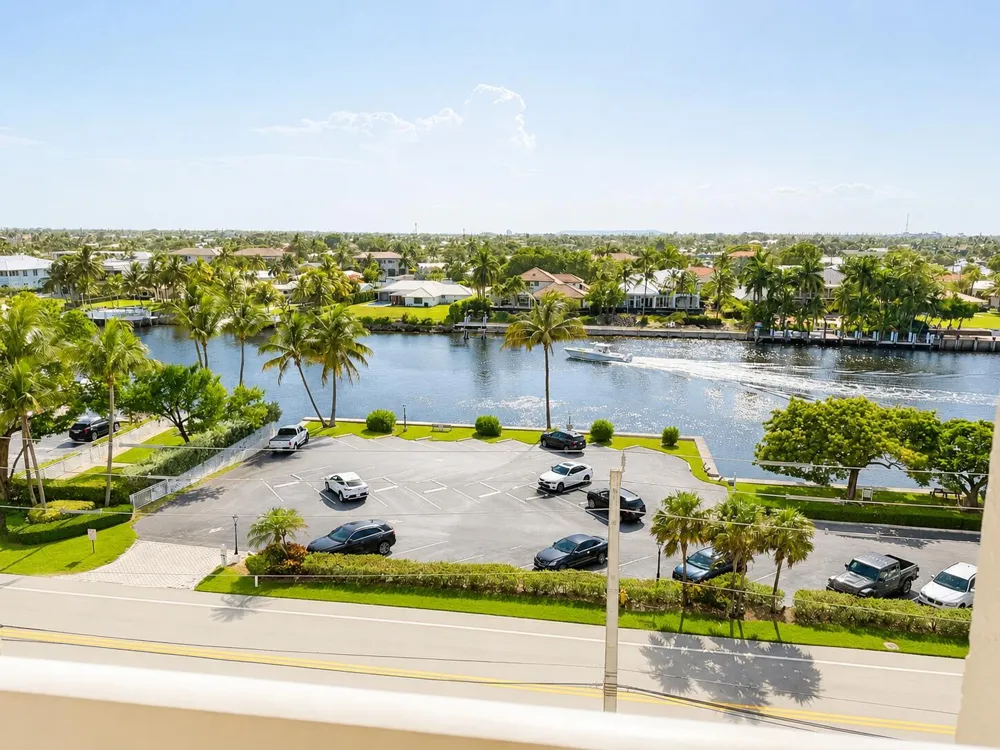 1069 HILLSBORO MILE #603 Hillsboro Beach, FL 33062