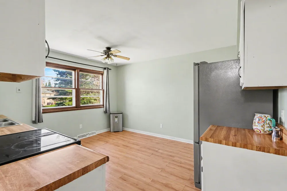 1409 Bacon Avenue Portage City, MI 49002