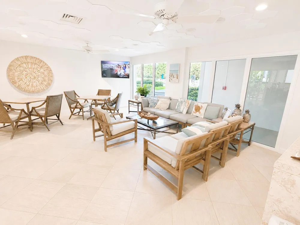 1069 HILLSBORO MILE #603 Hillsboro Beach, FL 33062