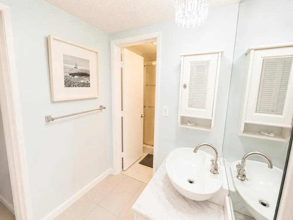 1069 HILLSBORO MILE #603 Hillsboro Beach, FL 33062