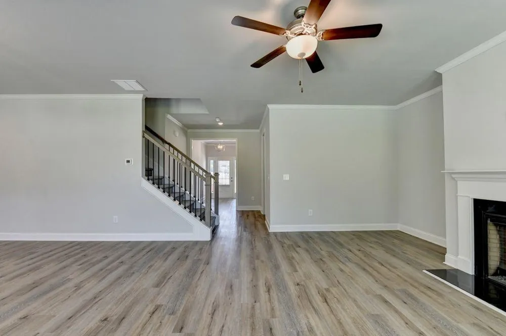 7309 Yewtree Drive Walk Flowery Branch, GA 30542