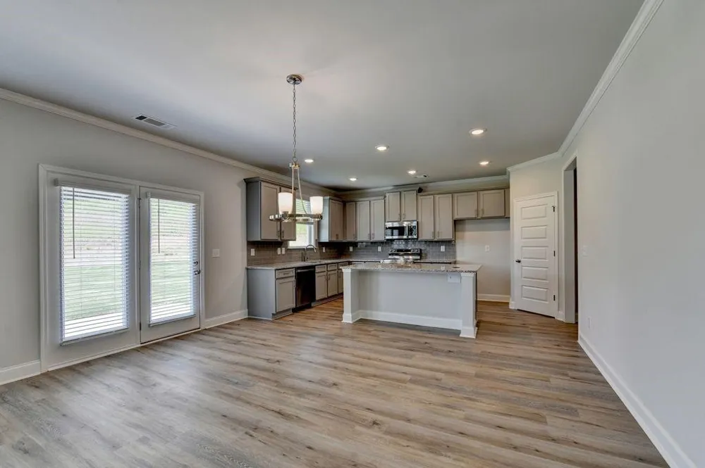 7309 Yewtree Drive Walk Flowery Branch, GA 30542