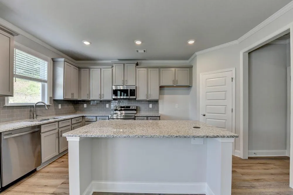 7309 Yewtree Drive Walk Flowery Branch, GA 30542