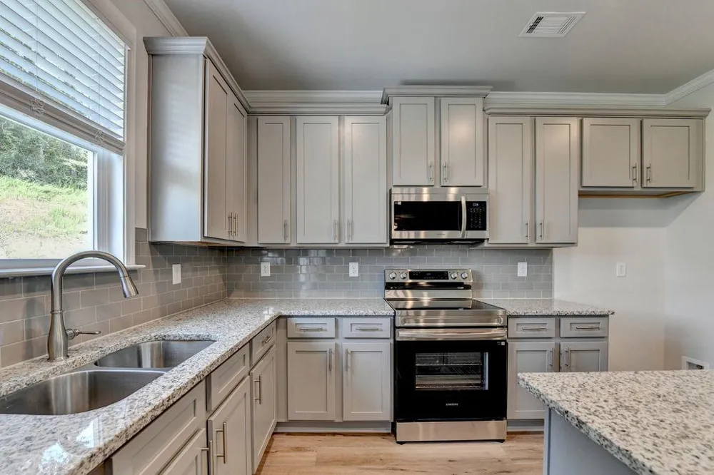 7309 Yewtree Drive Walk Flowery Branch, GA 30542