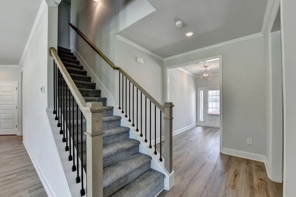 7309 Yewtree Drive Walk Flowery Branch, GA 30542