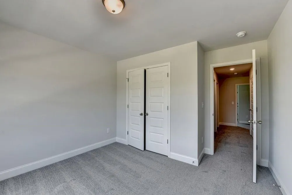 7309 Yewtree Drive Walk Flowery Branch, GA 30542